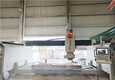 CNC650数控五轴桥切机